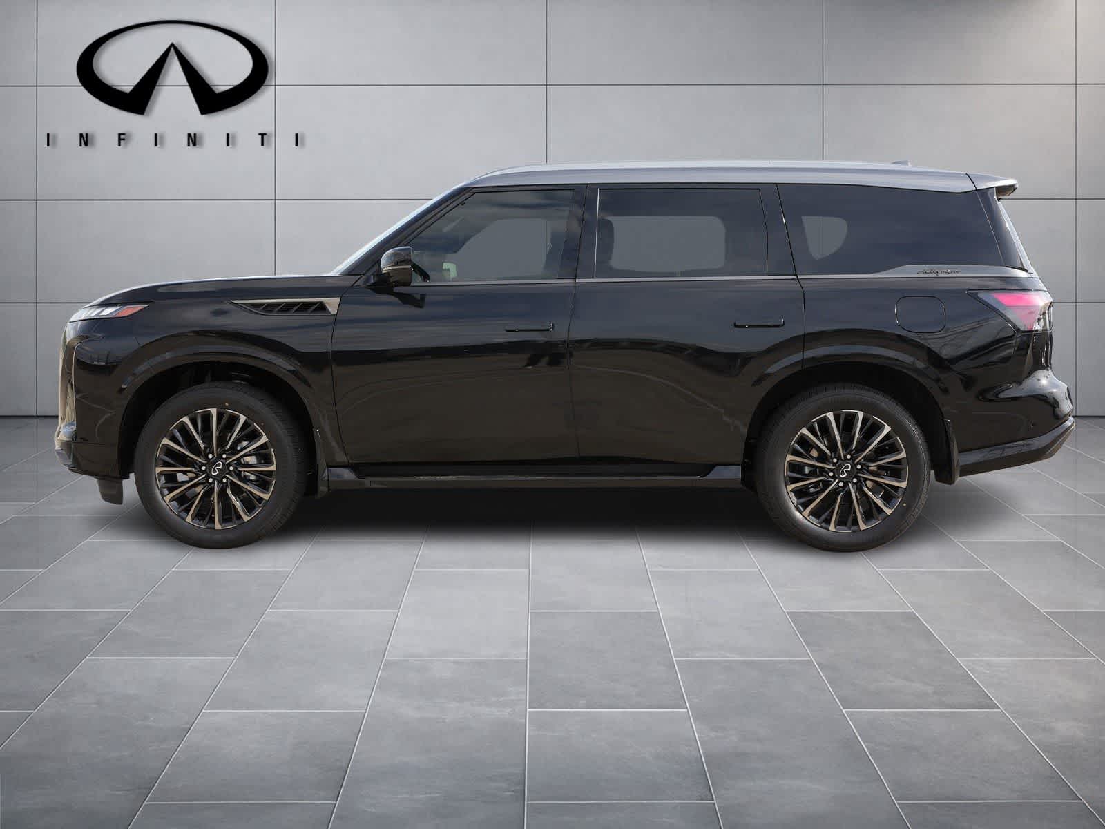 Thumbnail: 2026 INFINITI QX80 - 4