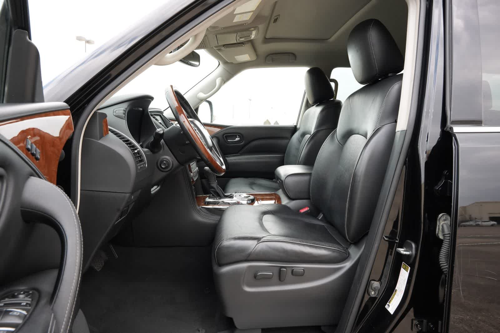 Thumbnail: 2019 INFINITI QX80 - 18