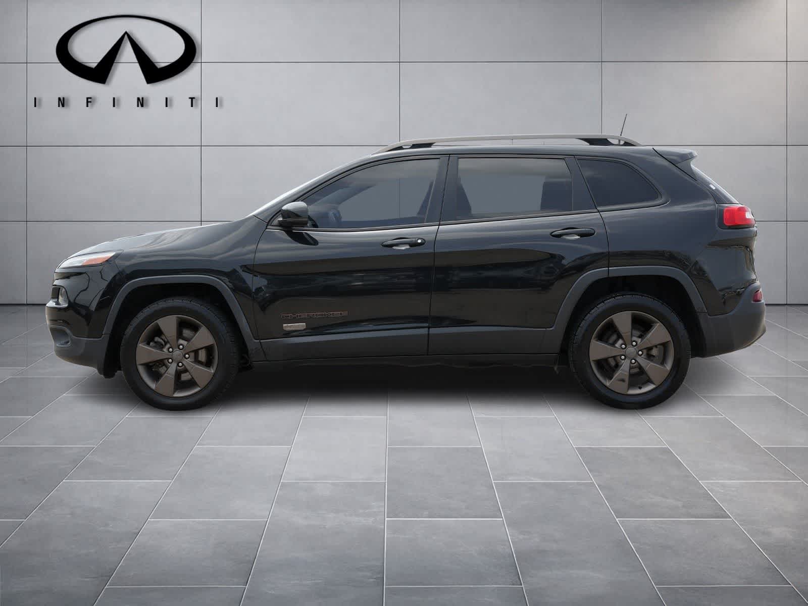 Thumbnail: 2016 Jeep Cherokee - 4