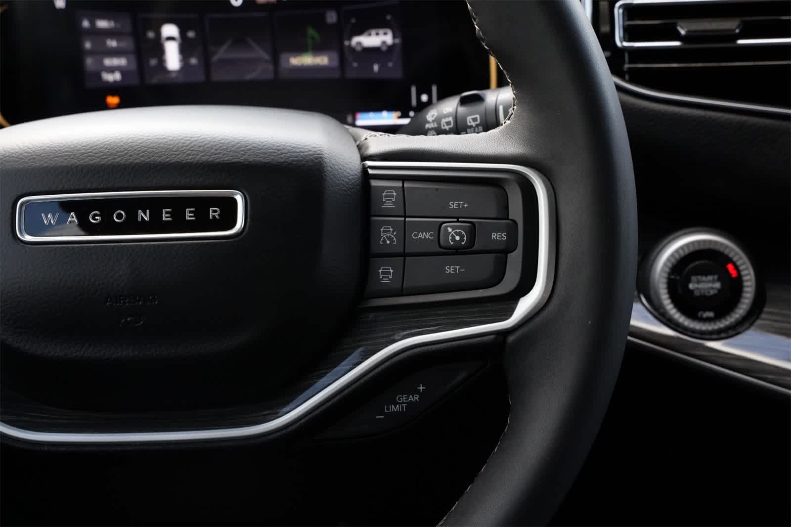 Thumbnail: 2022 Jeep Wagoneer - 11