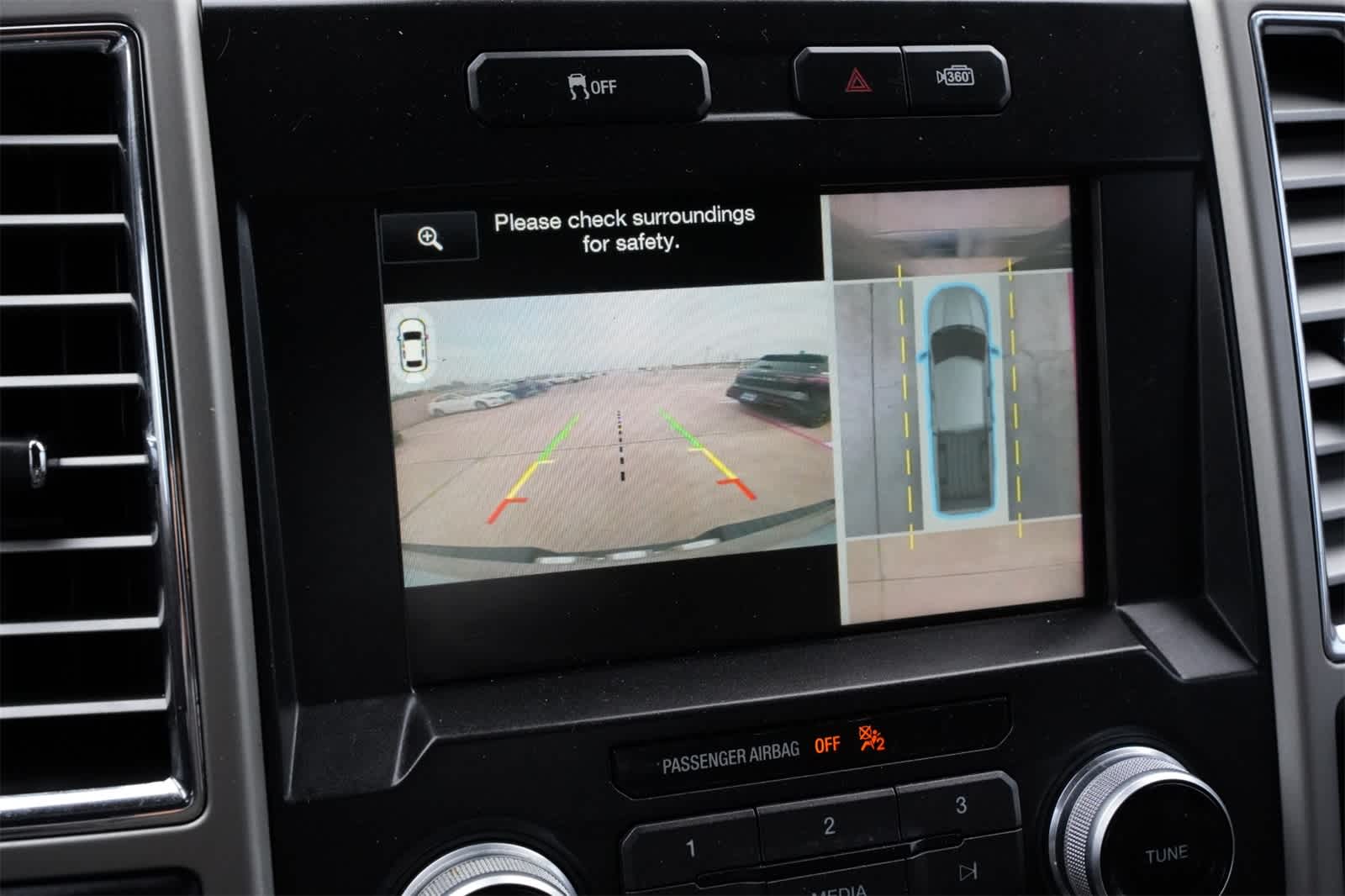 Thumbnail: 2015 Ford F-150 - 14