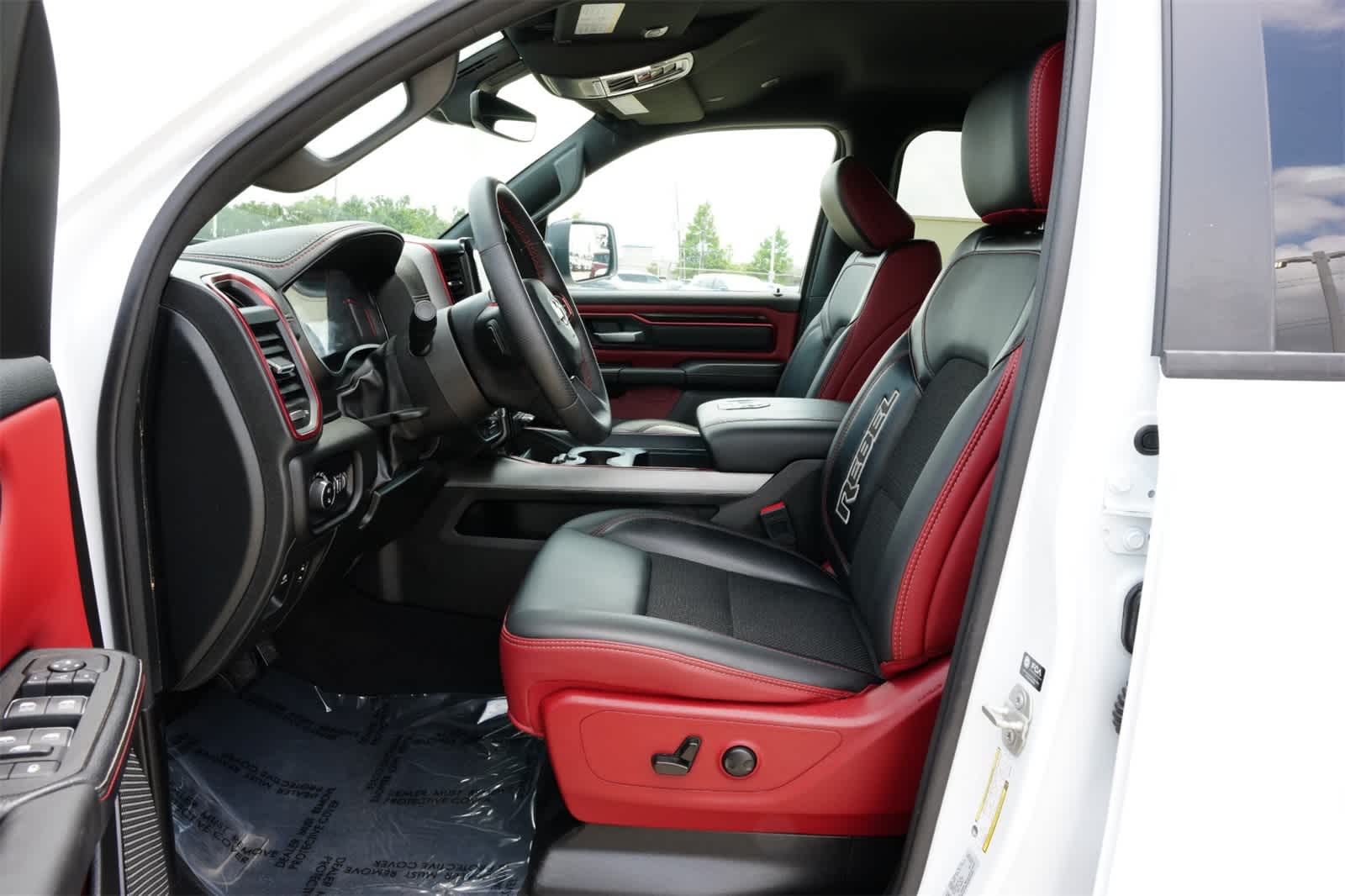 Thumbnail: 2025 RAM 1500 - 16