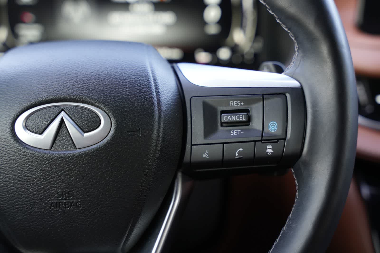 Thumbnail: 2024 INFINITI QX60 - 10