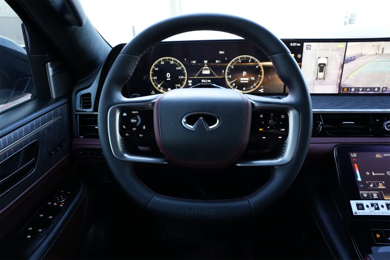 Thumbnail: 2026 INFINITI QX80 - 9