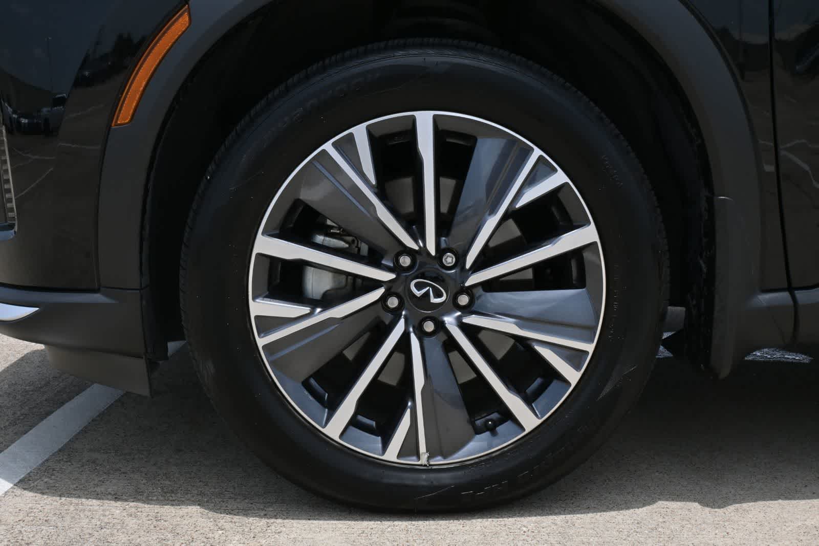 Thumbnail: 2026 INFINITI QX60 - 25