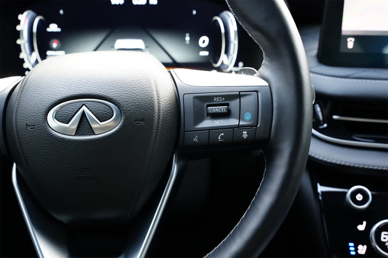 Thumbnail: 2024 INFINITI QX60 - 11
