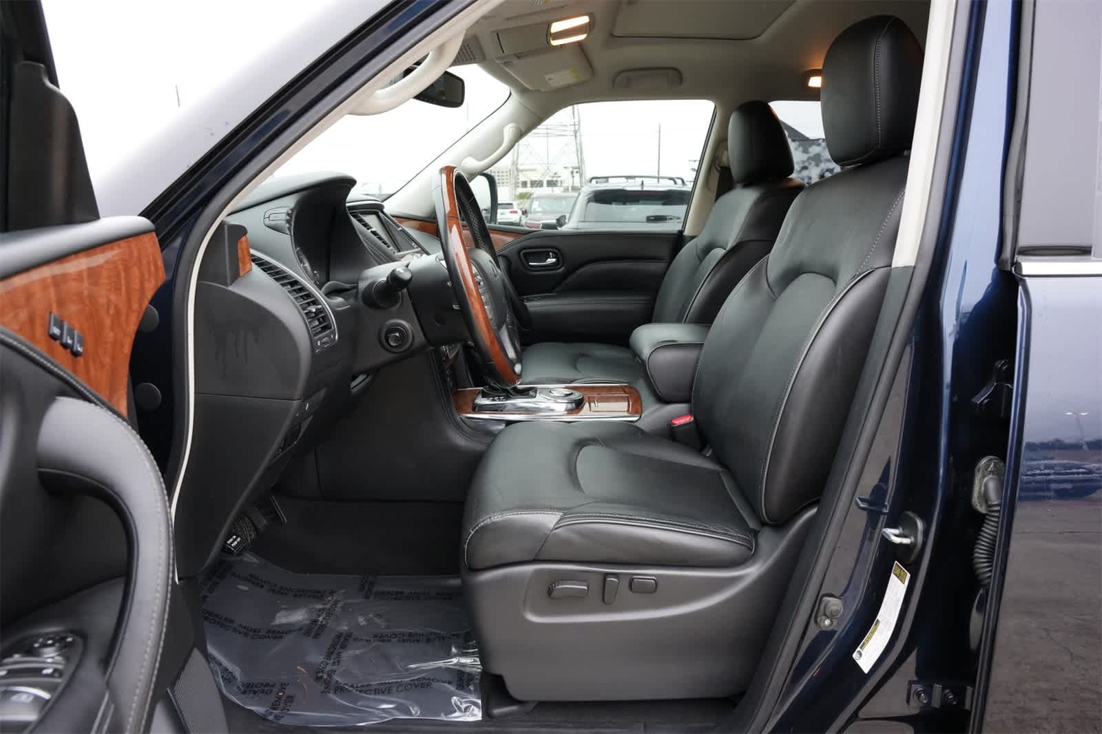 Thumbnail: 2018 INFINITI QX80 - 17