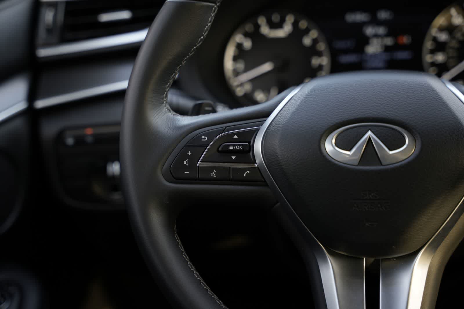 Thumbnail: 2025 INFINITI QX50 - 10