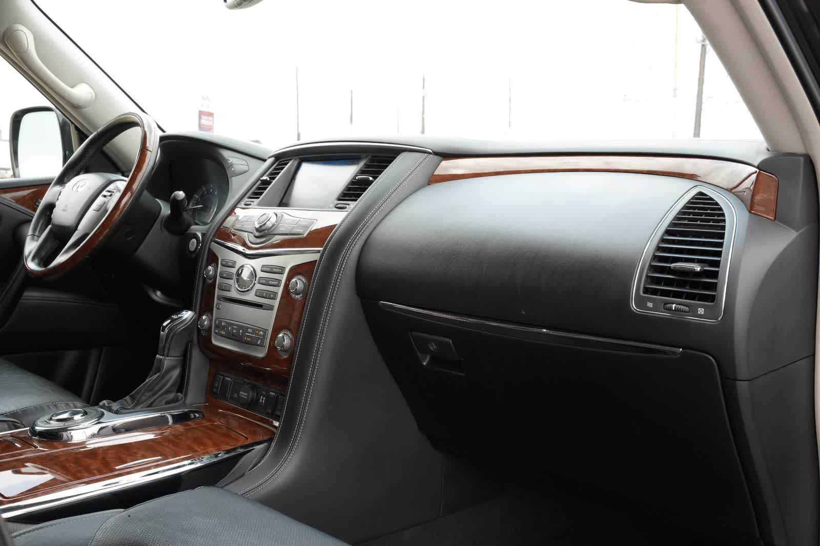 Thumbnail: 2019 INFINITI QX80 - 25