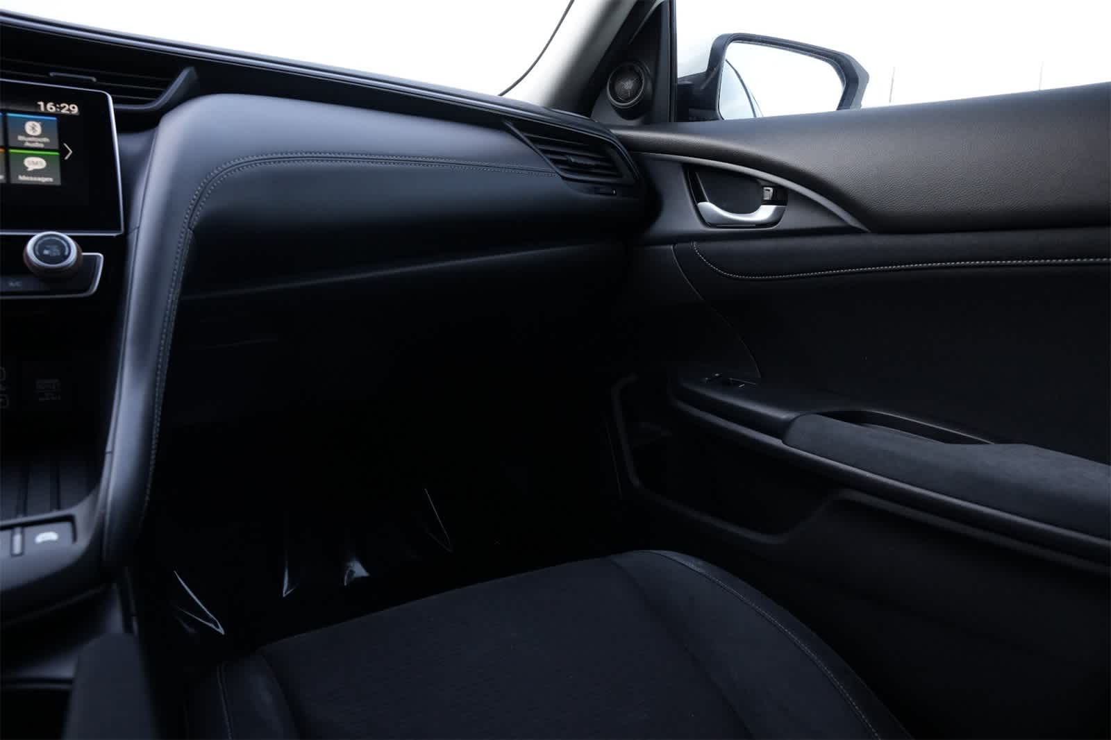 Thumbnail: 2019 Honda Insight - 8