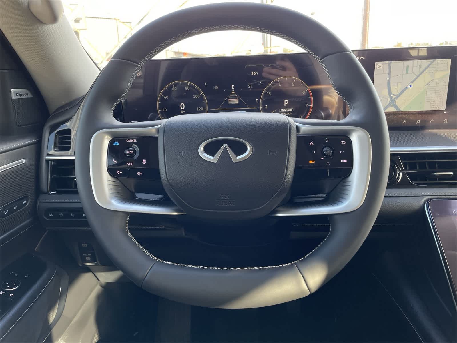 Thumbnail: 2025 INFINITI QX80 - 9