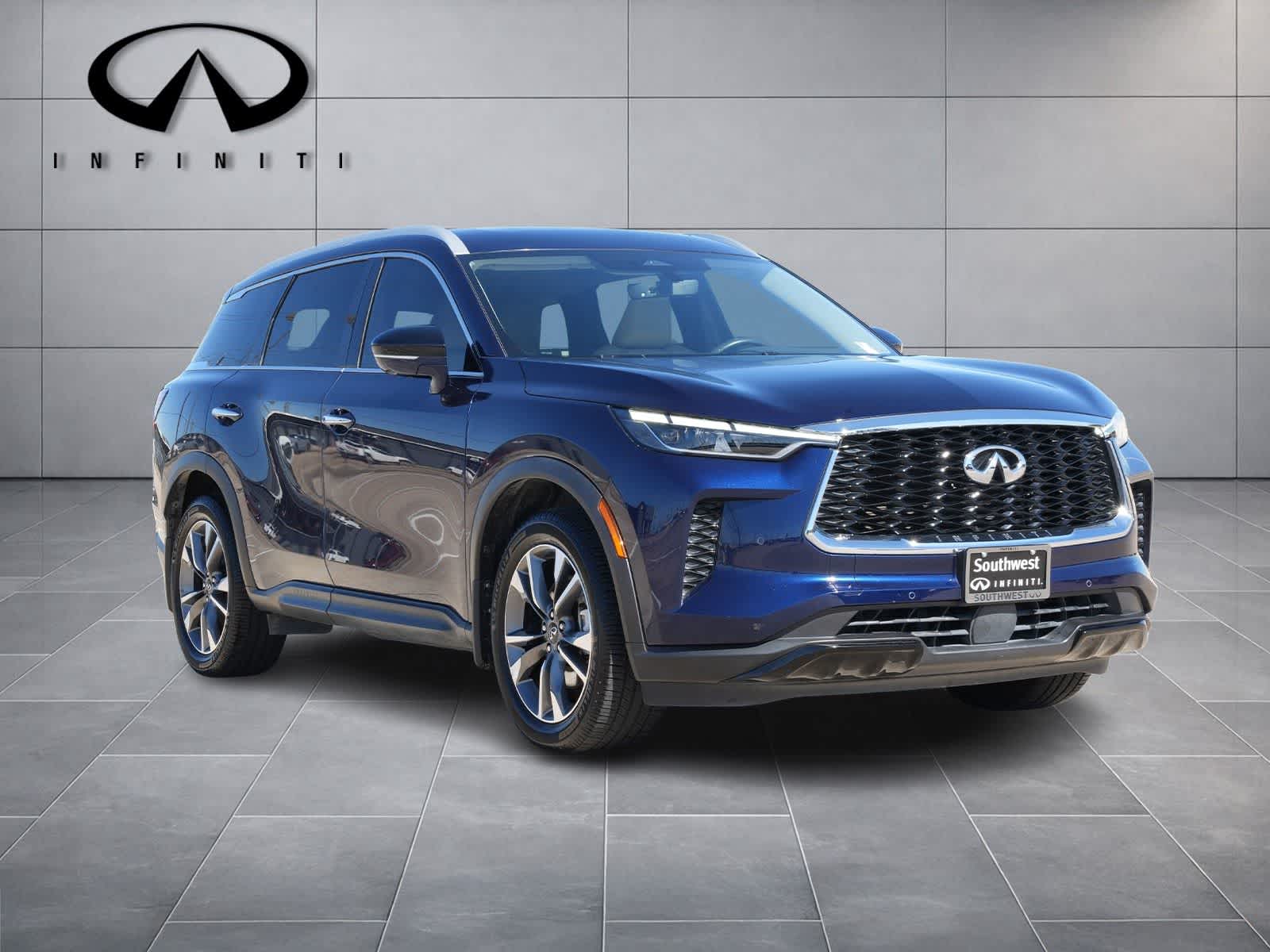 Thumbnail: 2023 INFINITI QX60 - 3
