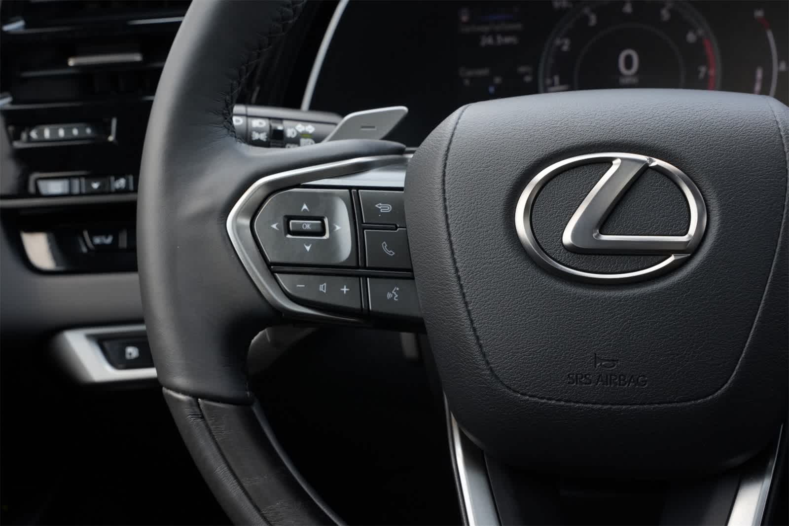 Thumbnail: 2023 Lexus RX - 9