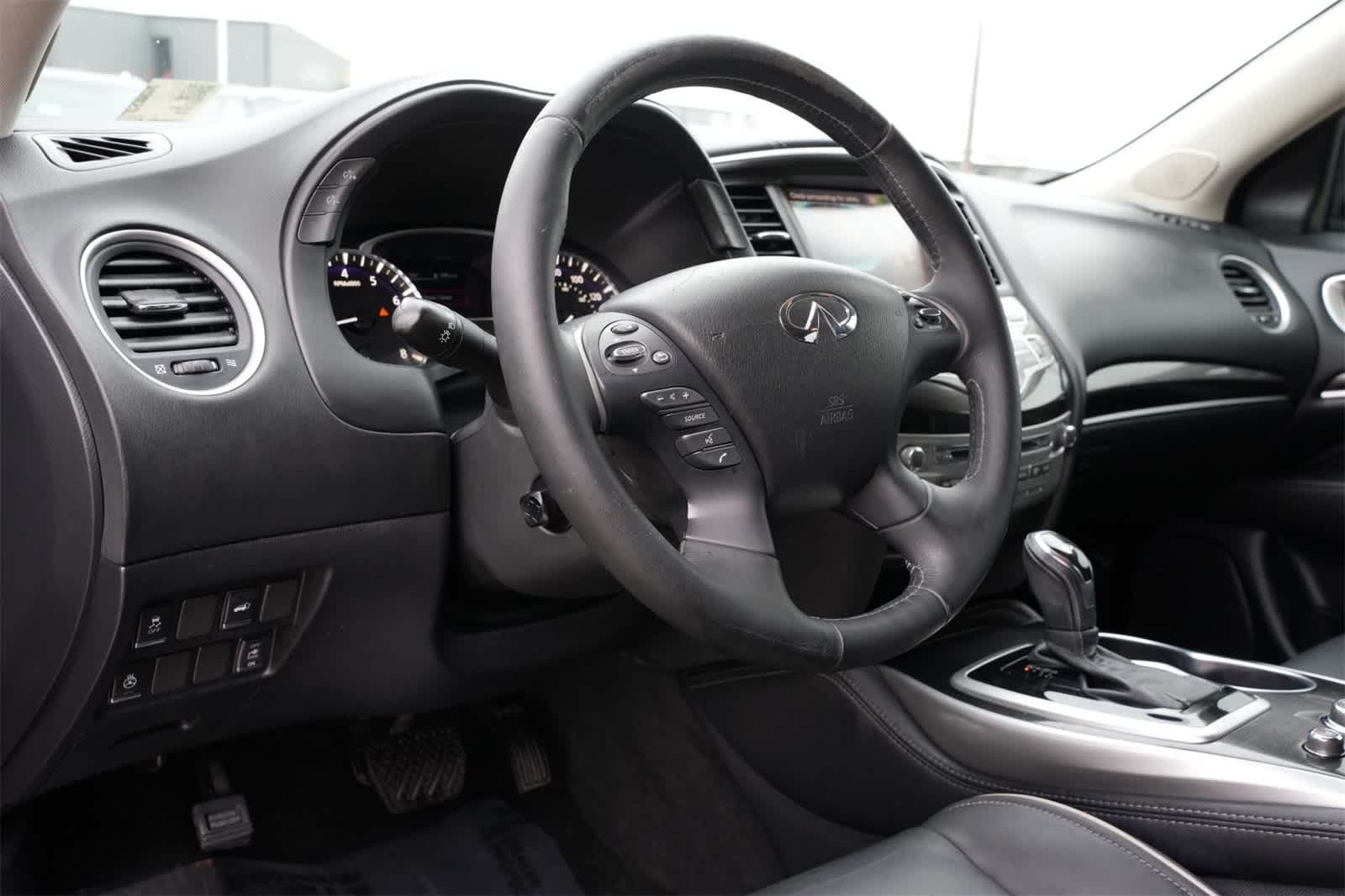 Thumbnail: 2018 INFINITI QX60 - 16