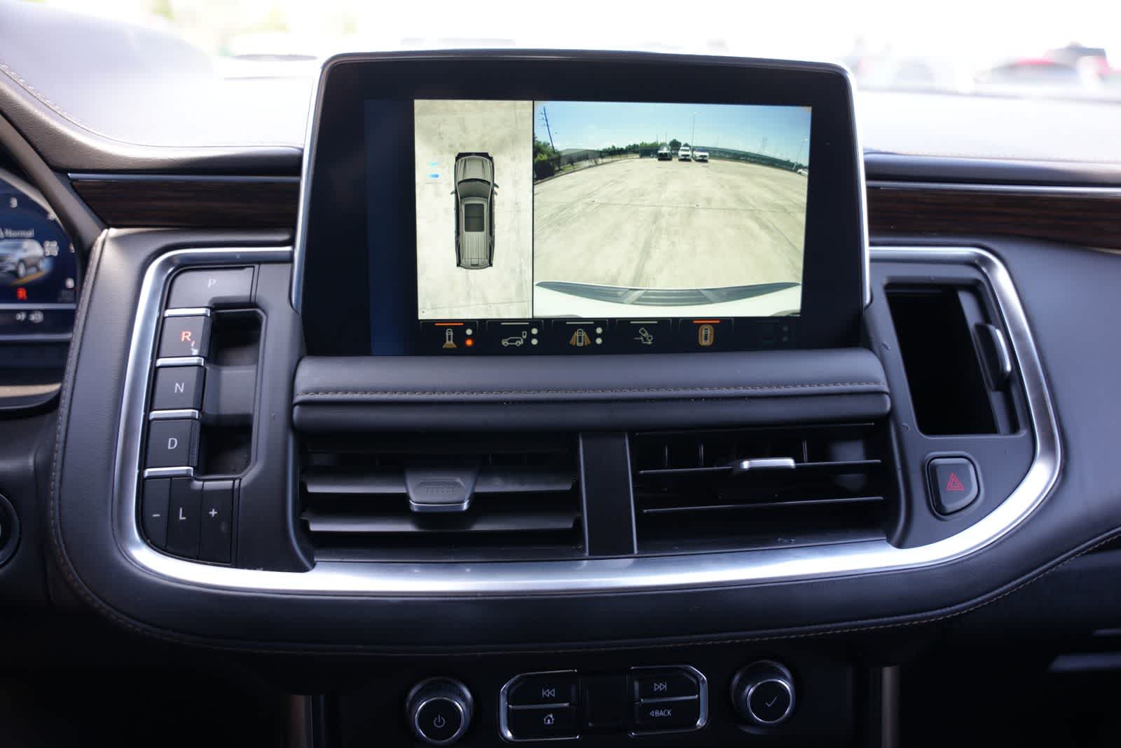 Thumbnail: 2023 Chevrolet Tahoe - 14