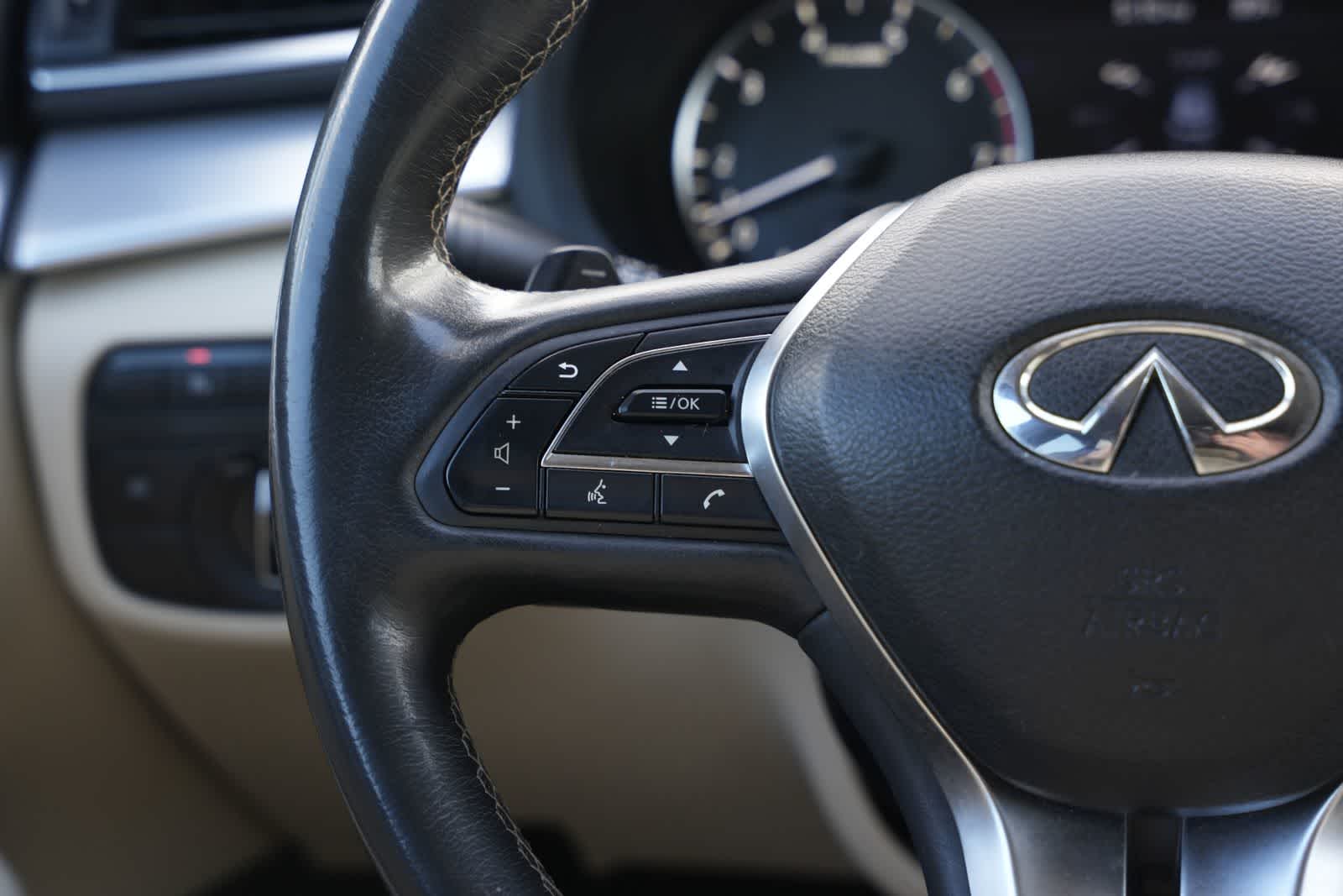 Thumbnail: 2020 INFINITI QX50 - 10