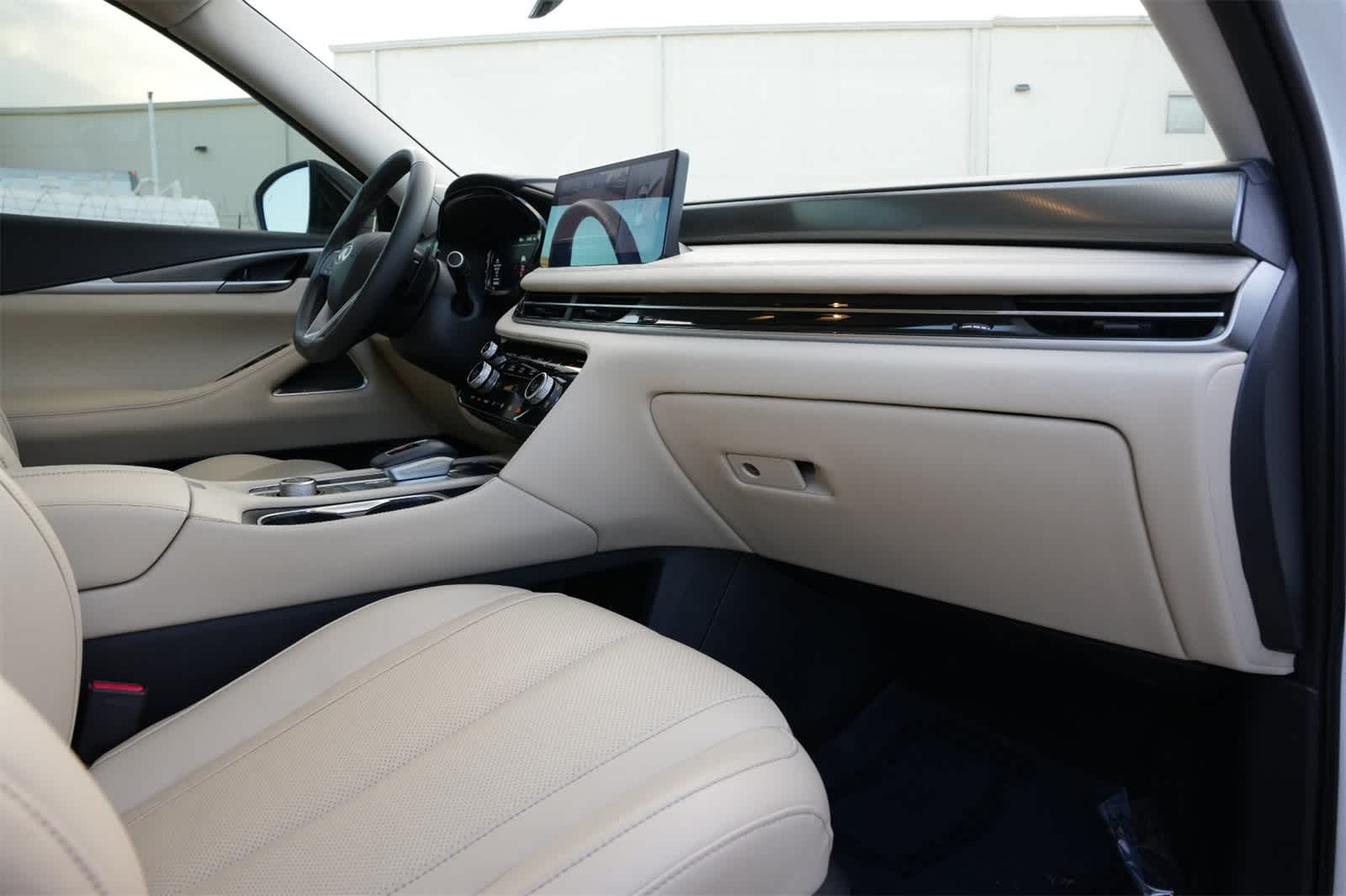 Thumbnail: 2025 INFINITI QX60 - 22