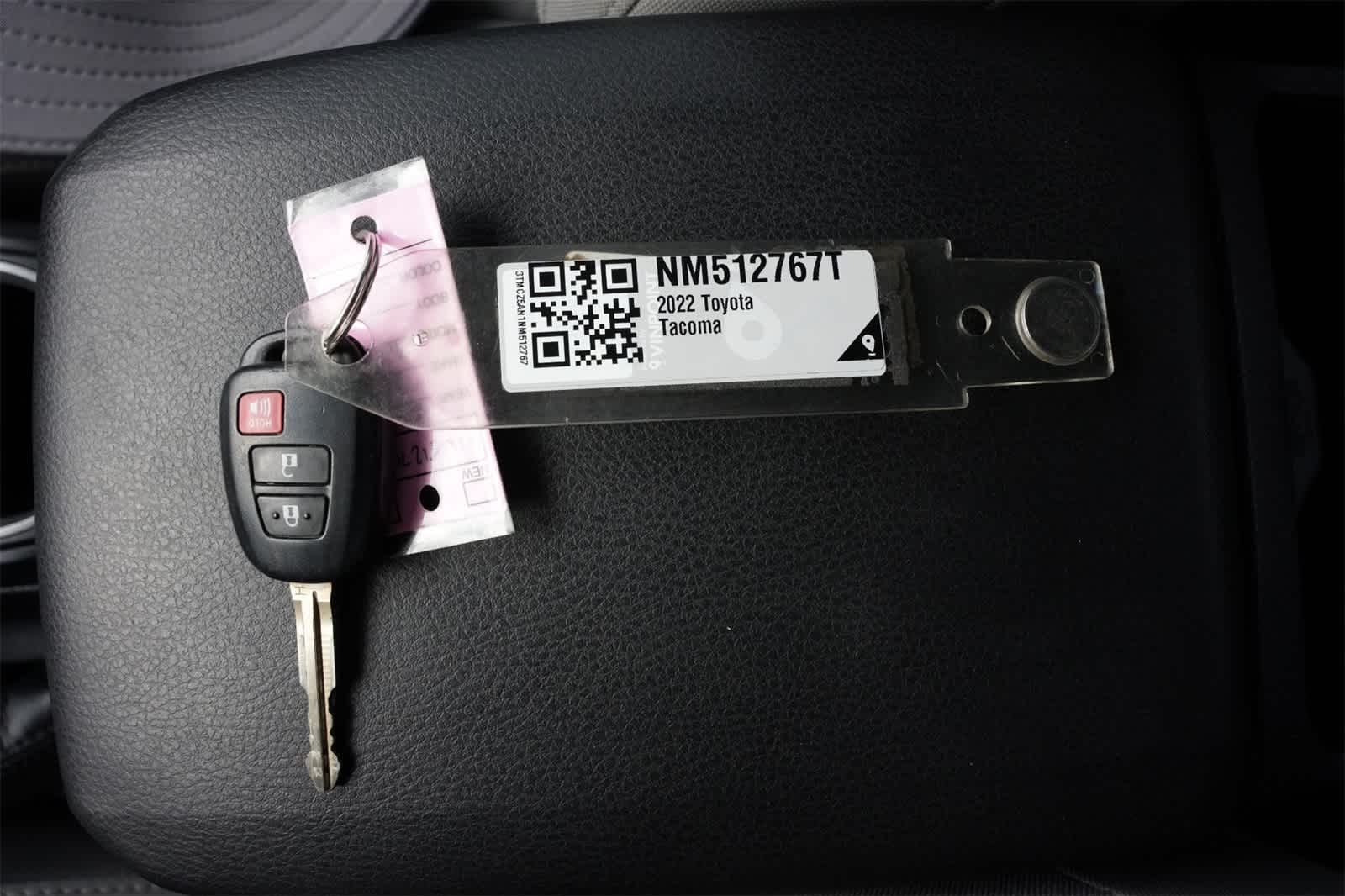 Thumbnail: 2022 Toyota Tacoma - 28