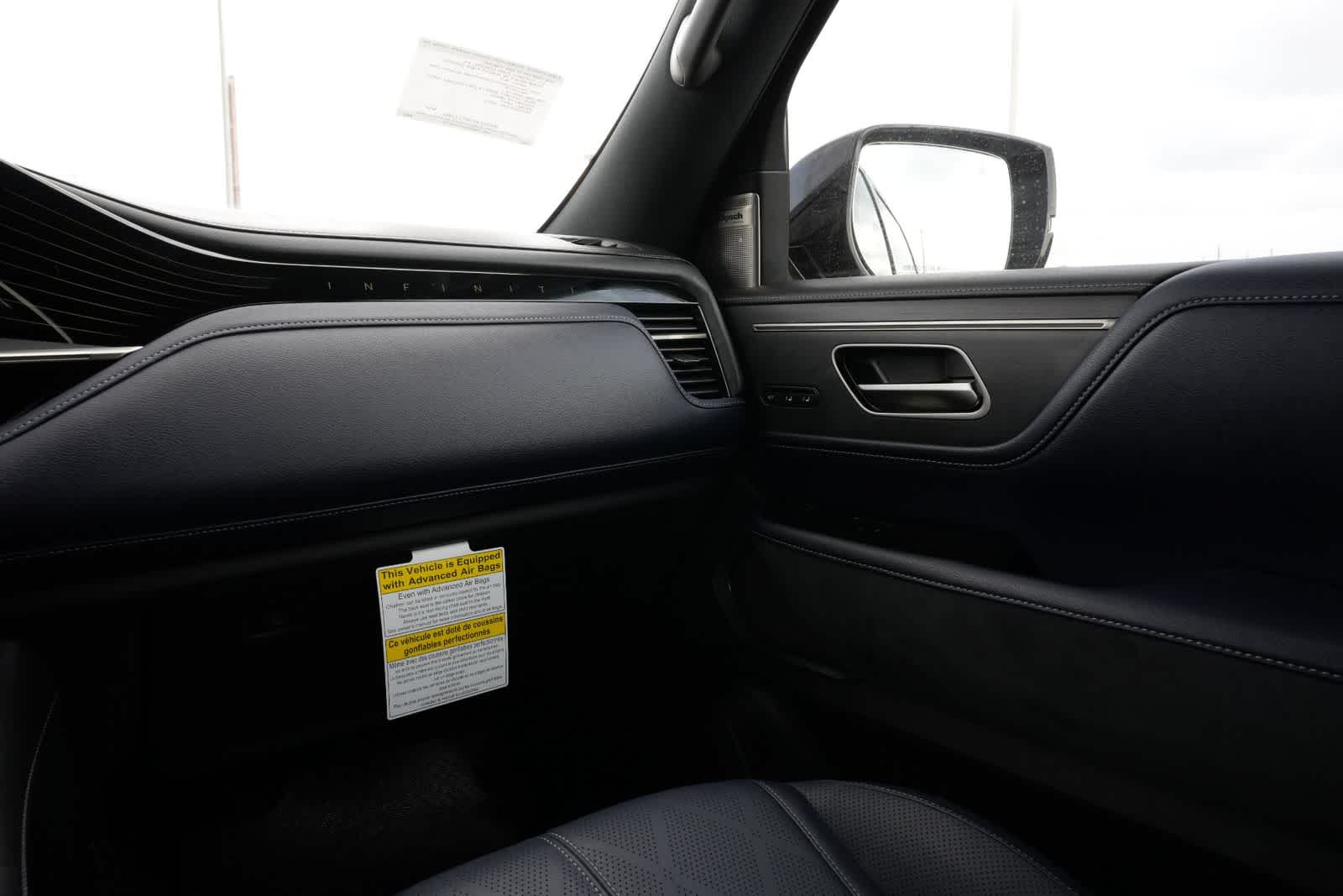 Thumbnail: 2026 INFINITI QX80 - 8