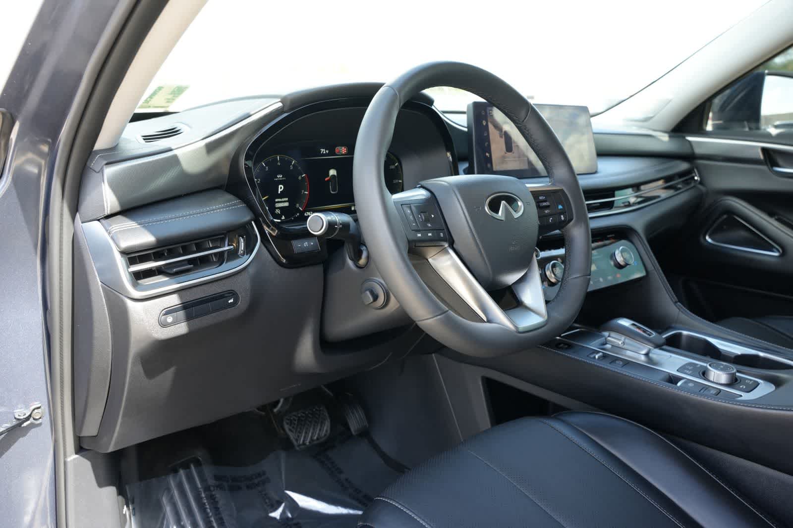 Thumbnail: 2026 INFINITI QX60 - 15
