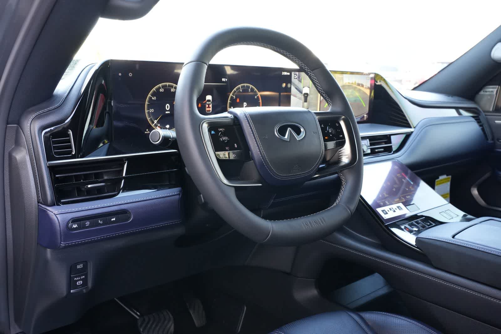Thumbnail: 2026 INFINITI QX80 - 16