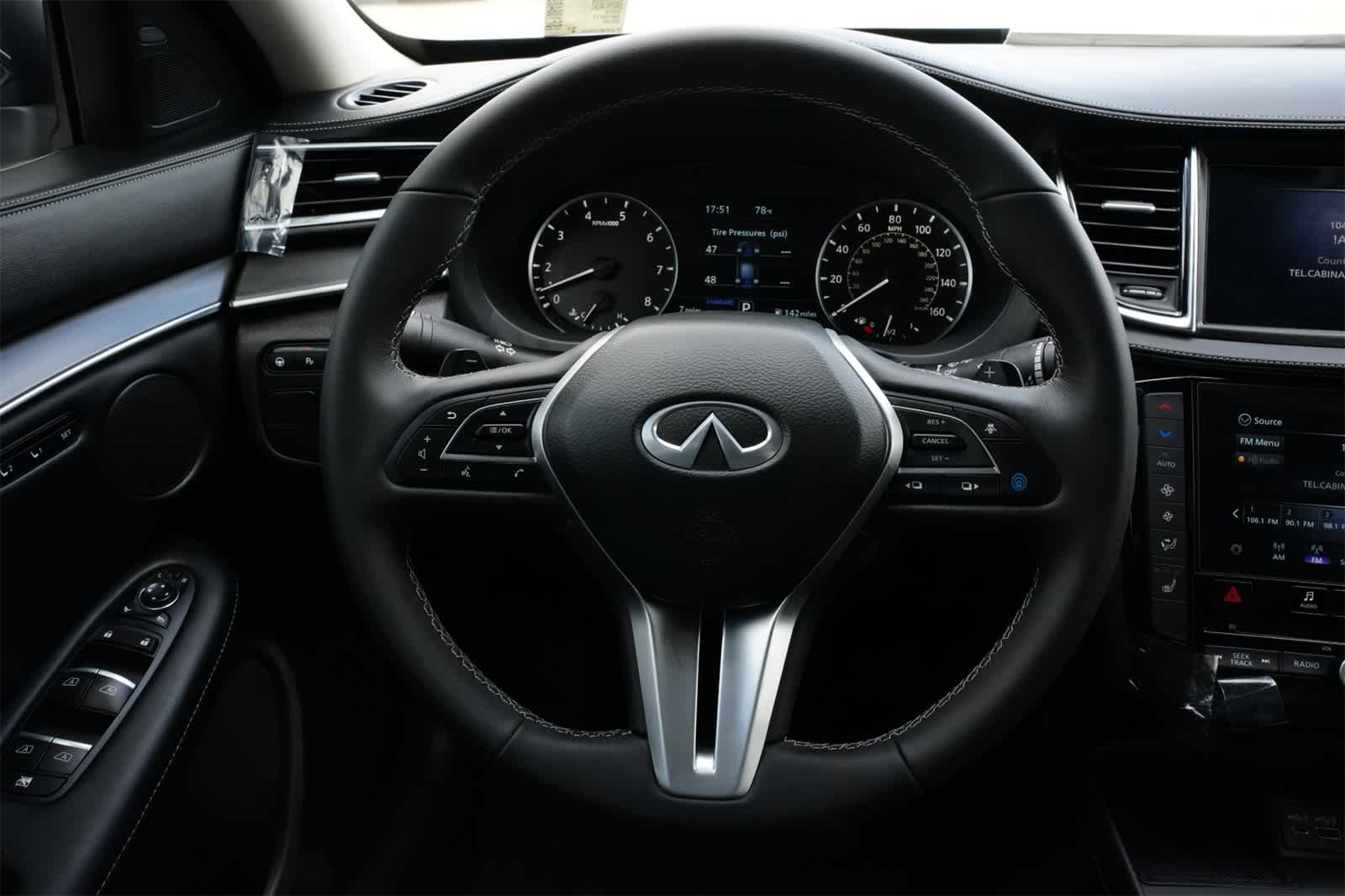 Thumbnail: 2025 INFINITI QX50 - 12