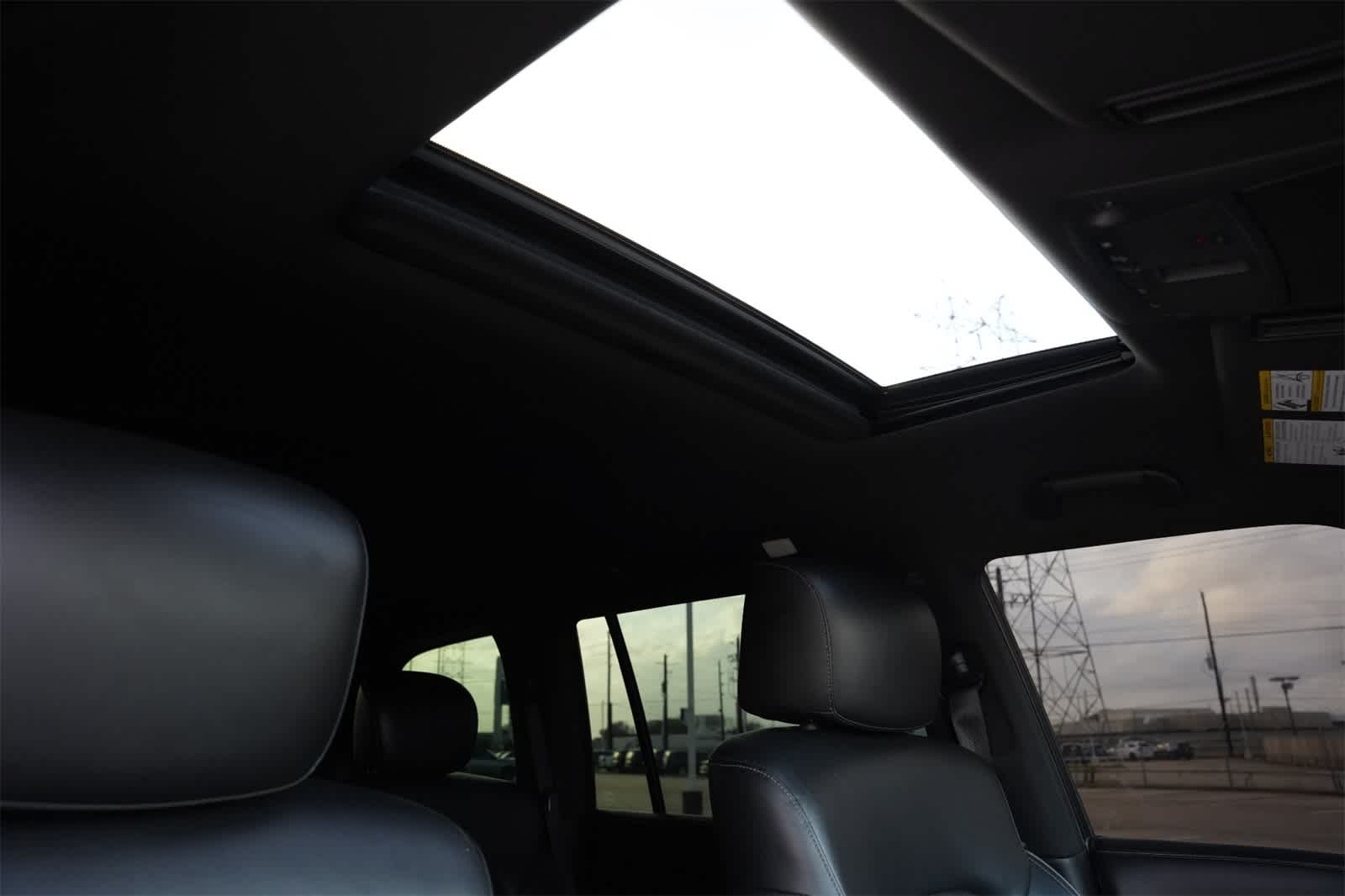 Thumbnail: 2022 INFINITI QX80 - 27