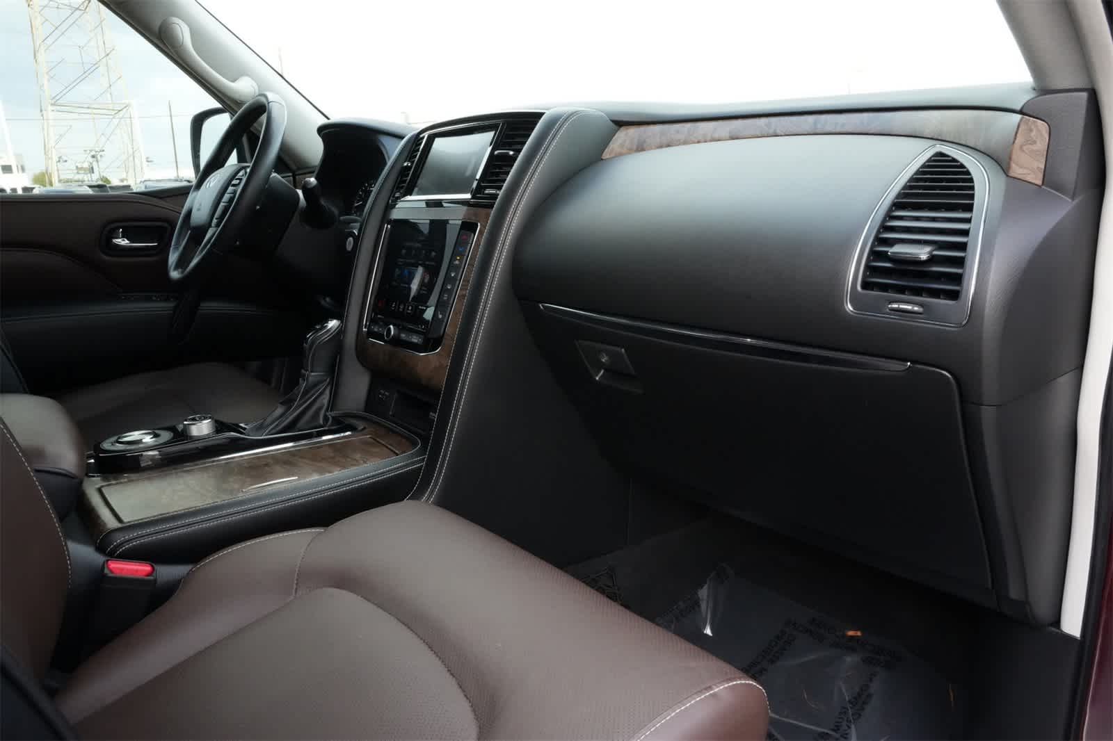 Thumbnail: 2021 INFINITI QX80 - 22