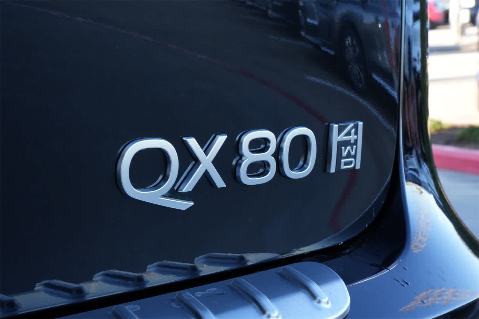 Thumbnail: 2025 INFINITI QX80 - 20