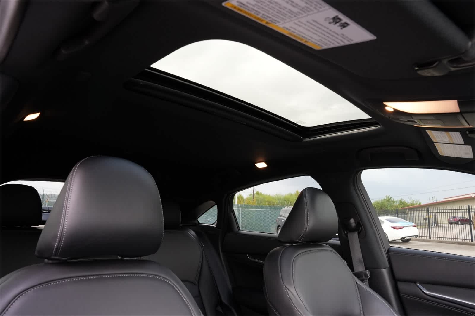 Thumbnail: 2025 INFINITI QX55 - 24