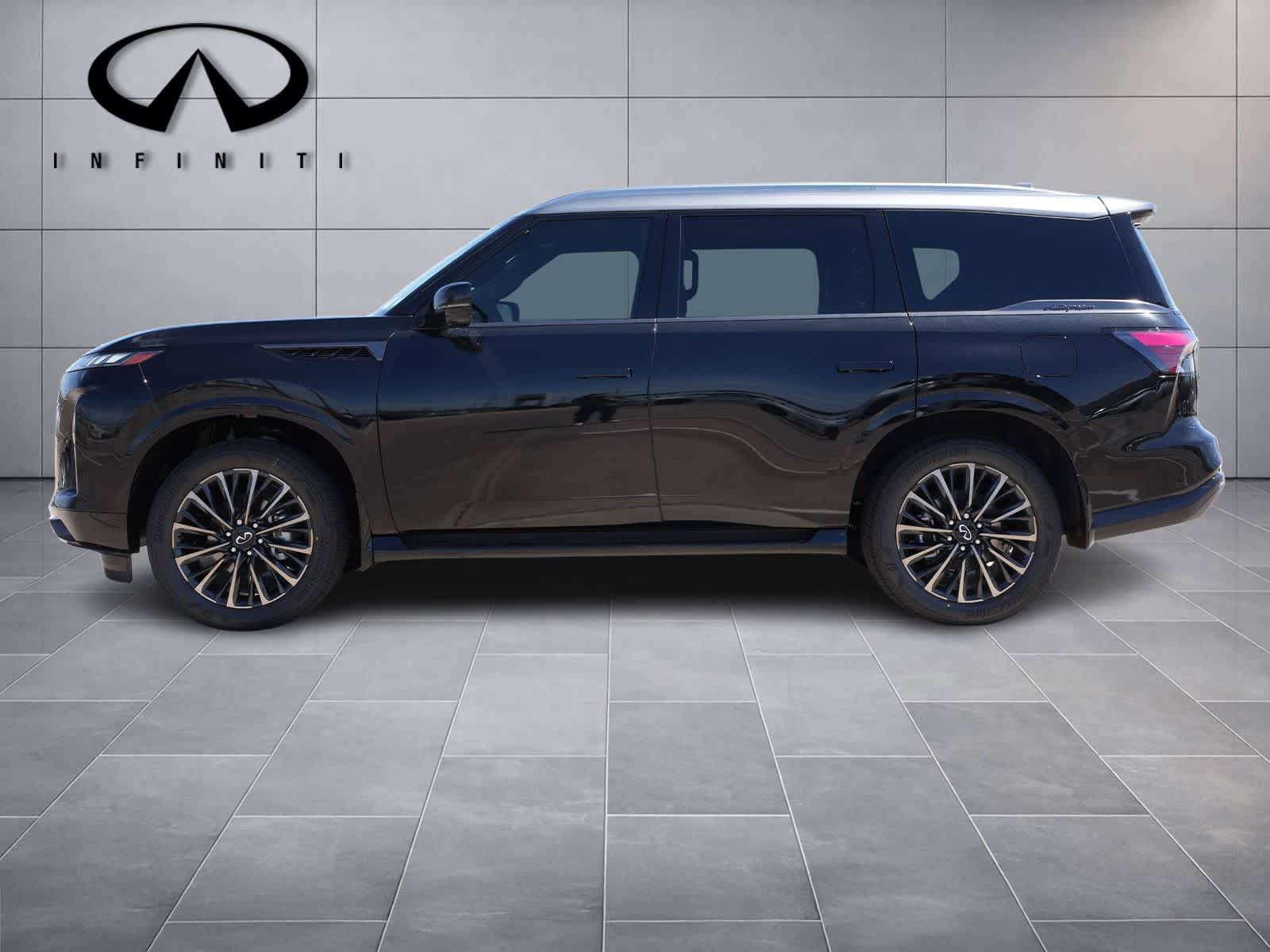 Thumbnail: 2026 INFINITI QX80 - 4