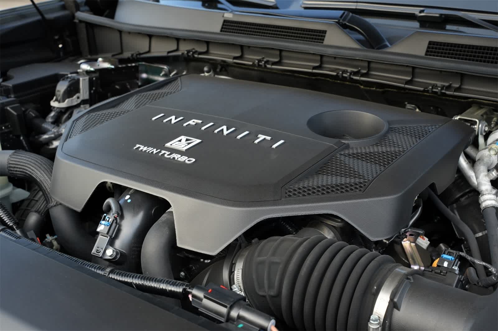 Thumbnail: 2026 INFINITI QX80 - 26