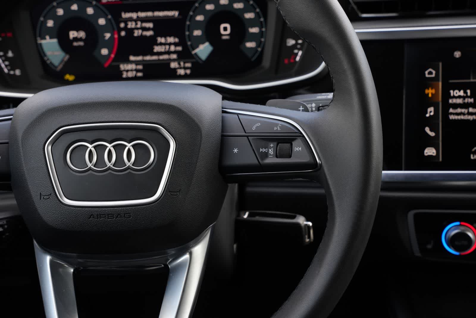 Thumbnail: 2025 Audi Q3 - 11