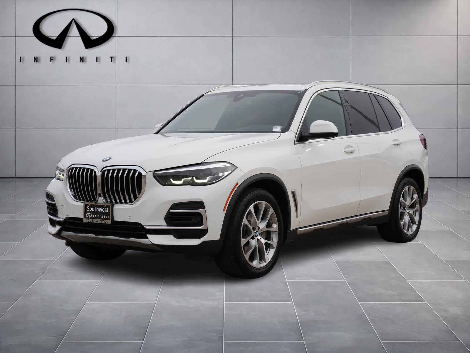 Thumbnail: 2022 BMW X5 - 1