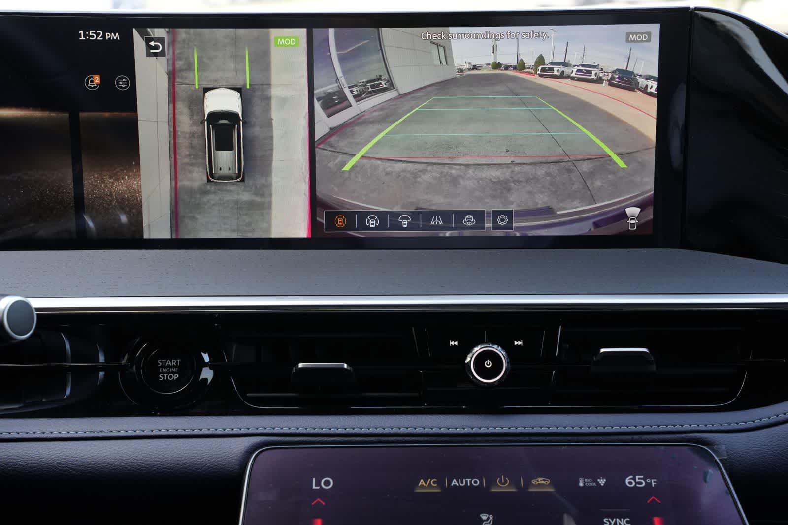 Thumbnail: 2026 INFINITI QX80 - 14