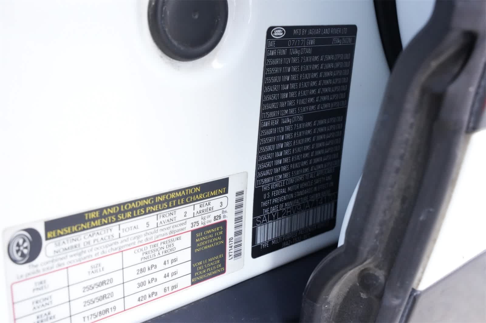 Thumbnail: 2018 Land Rover Range Rover Velar - 27