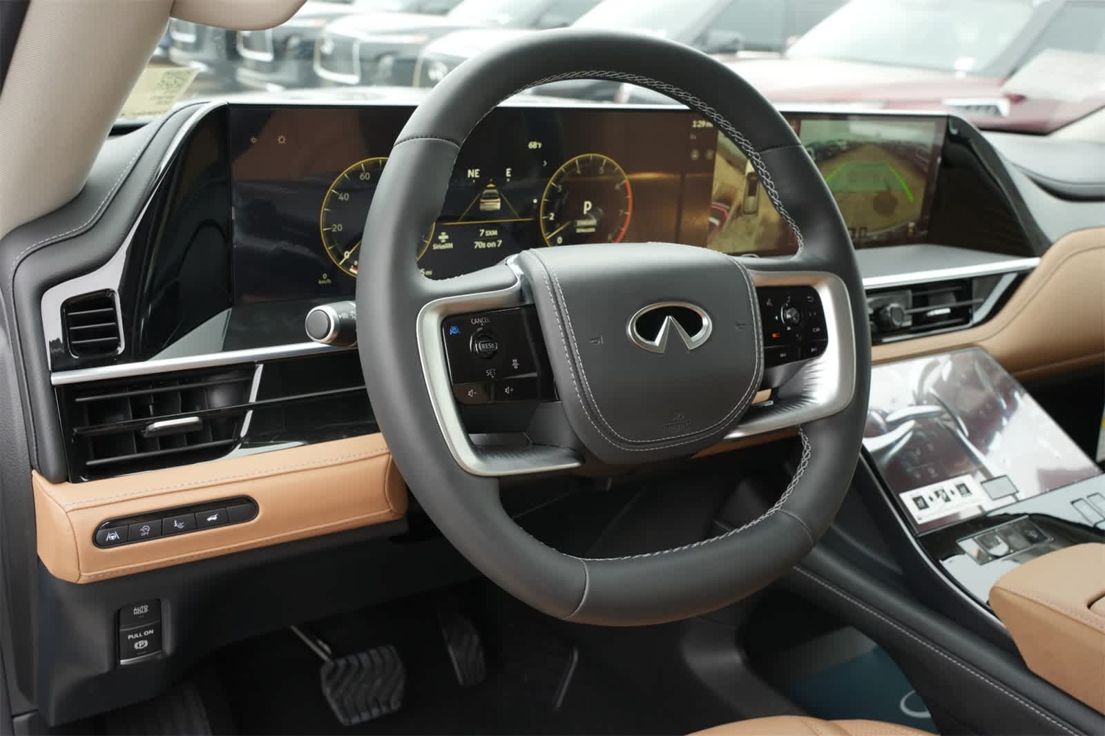Thumbnail: 2025 INFINITI QX80 - 17