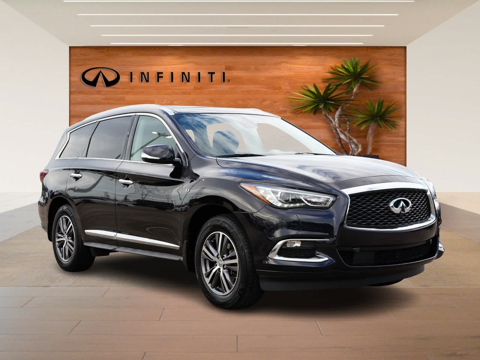 Thumbnail: 2019 INFINITI QX60 - 3