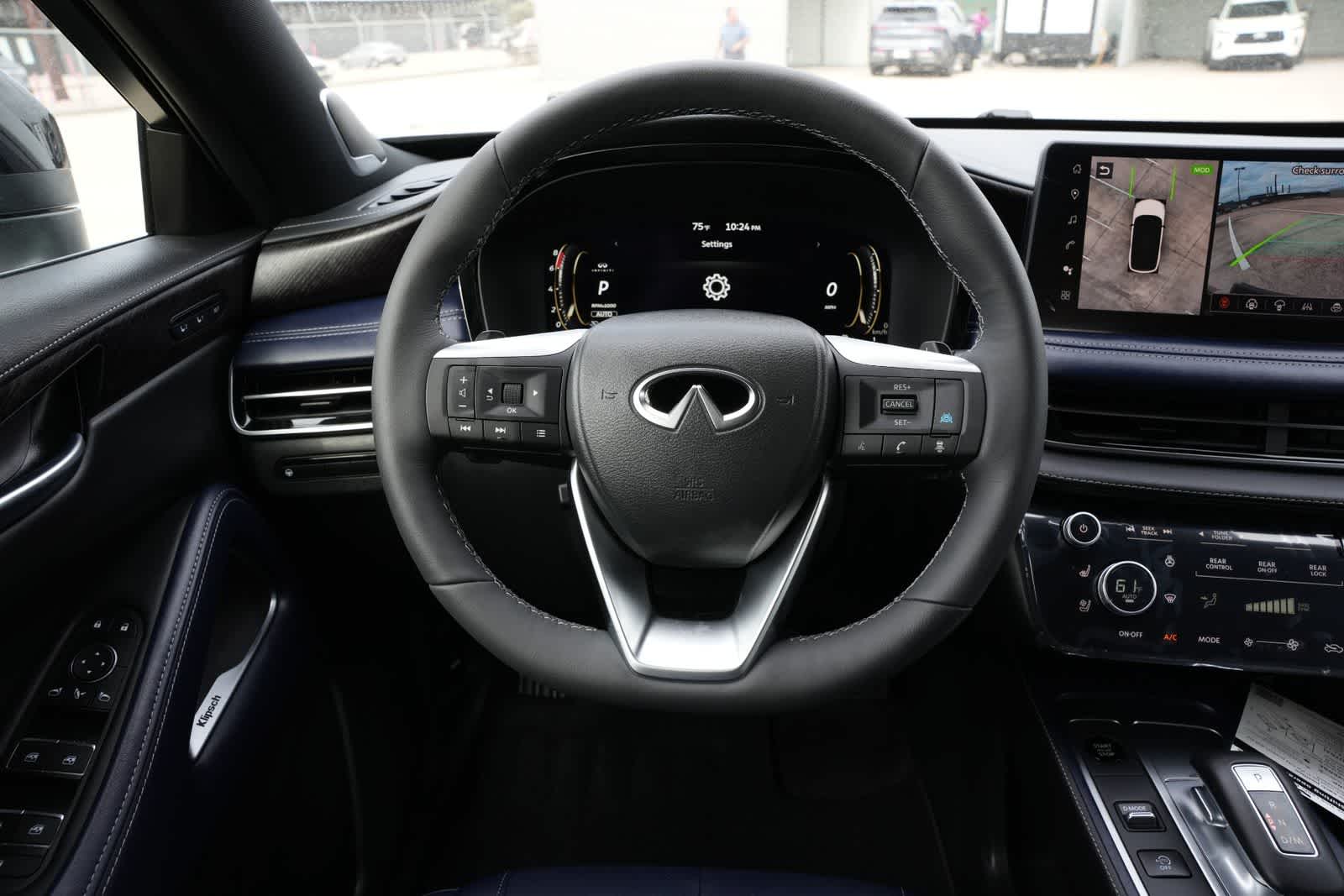 Thumbnail: 2026 INFINITI QX60 - 9