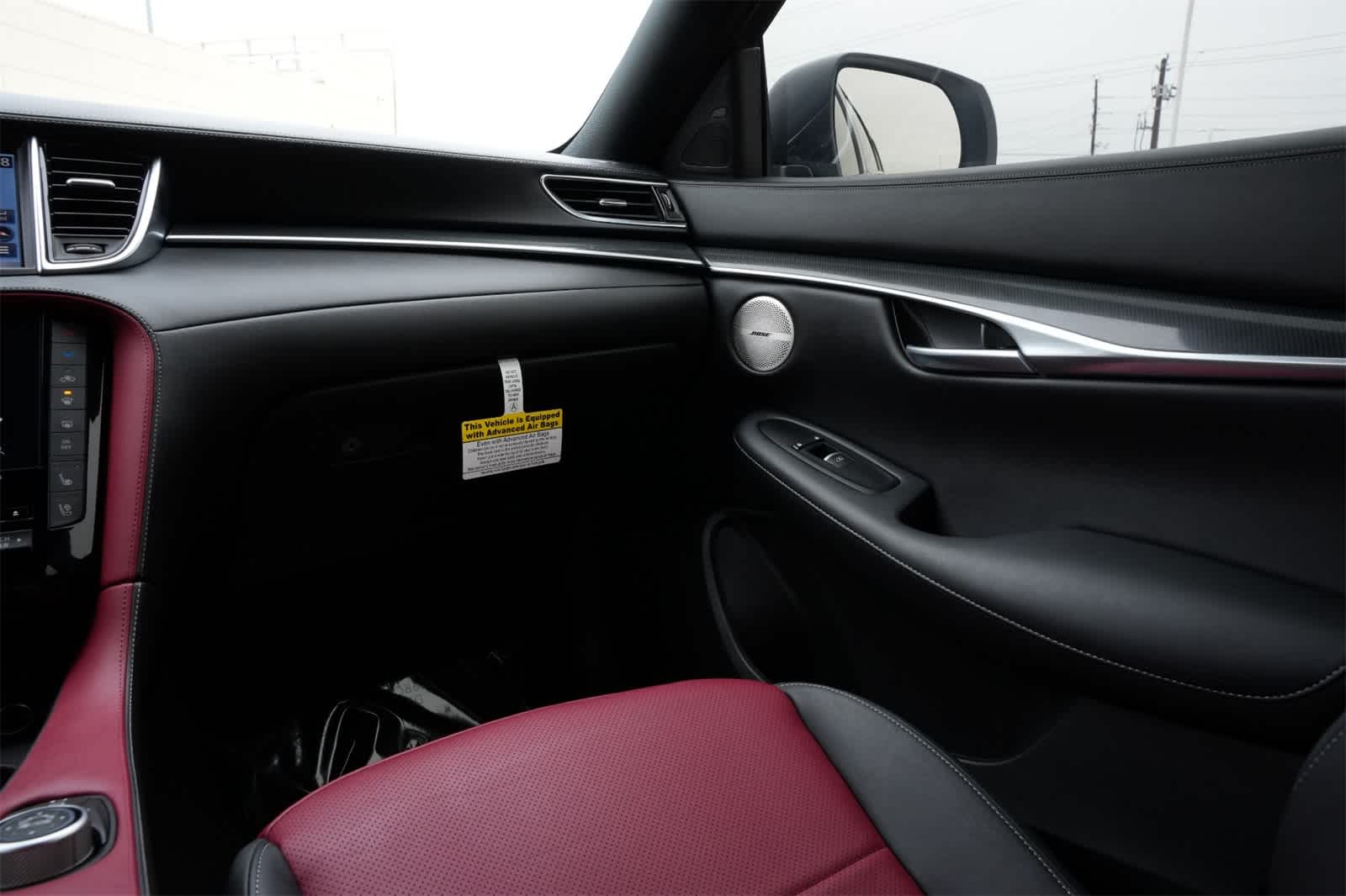 Thumbnail: 2025 INFINITI QX50 - 8