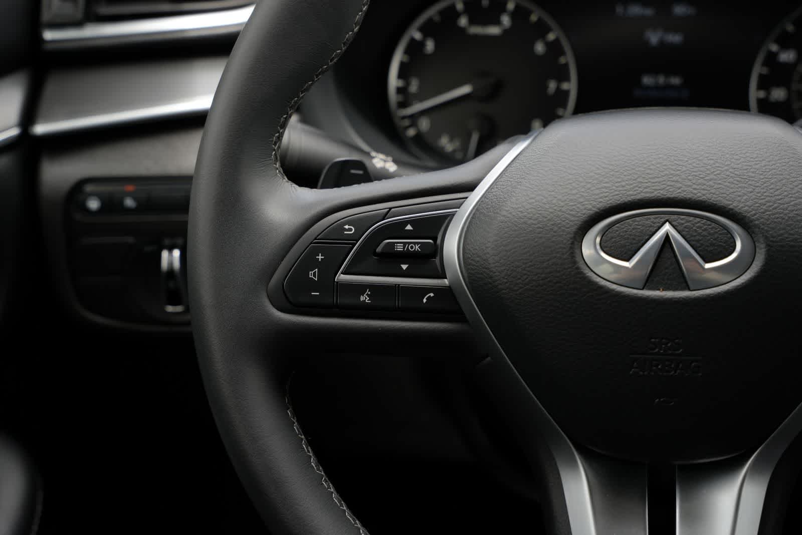 Thumbnail: 2025 INFINITI QX50 - 10