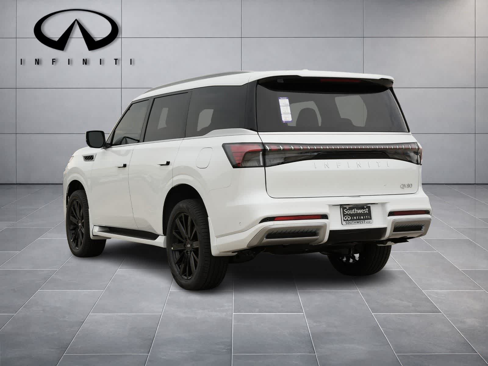 Thumbnail: 2026 INFINITI QX80 - 5