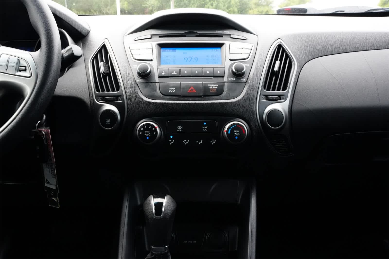 Thumbnail: 2014 Hyundai Tucson - 13