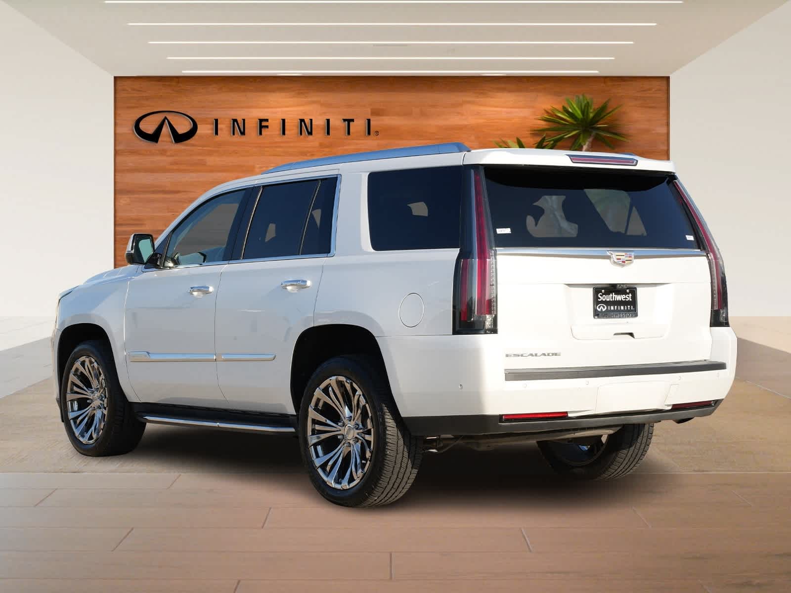 Thumbnail: 2019 Cadillac Escalade - 5