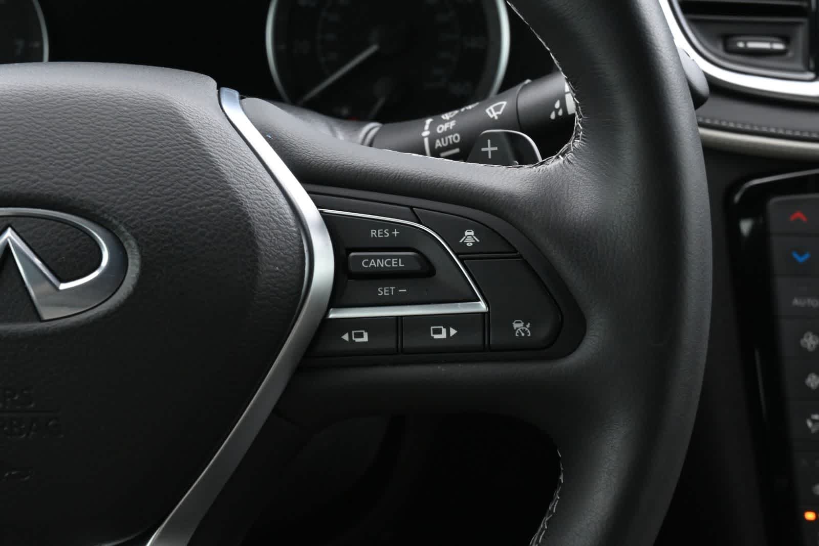 Thumbnail: 2022 INFINITI QX55 - 11