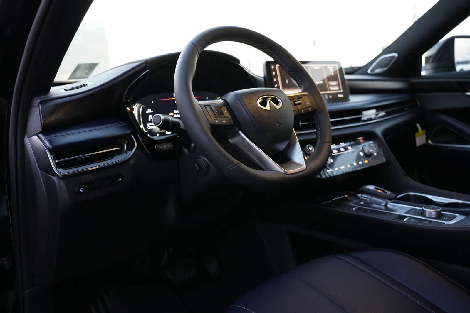 Thumbnail: 2026 INFINITI QX60 - 15