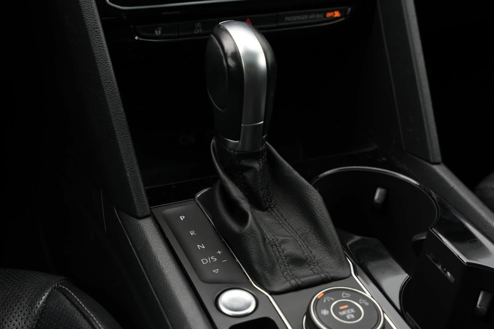 Thumbnail: 2018 Volkswagen Atlas - 12