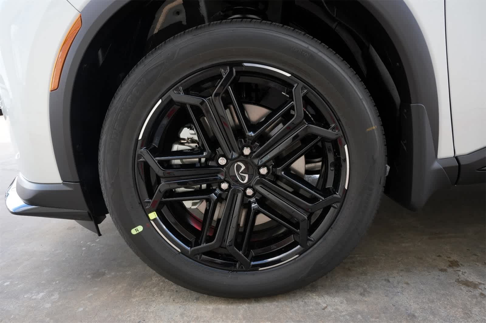 Thumbnail: 2026 INFINITI QX60 - 27