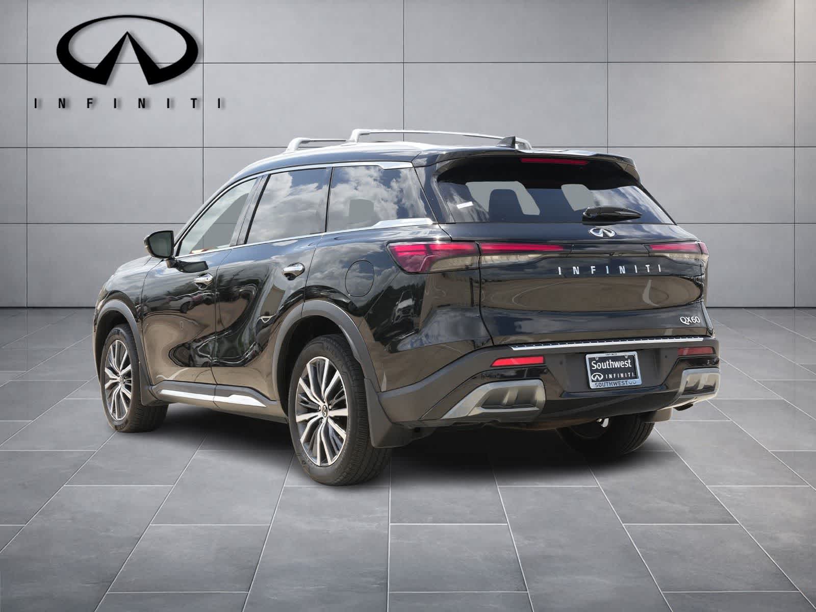 Thumbnail: 2023 INFINITI QX60 - 5