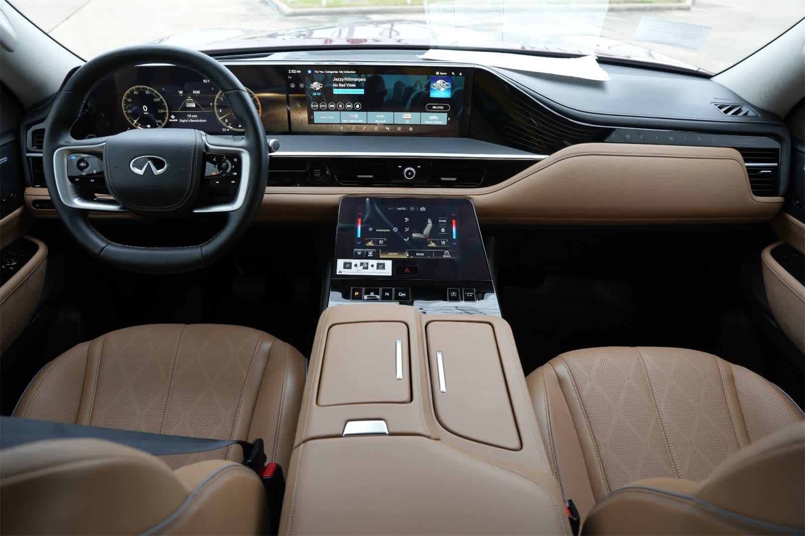 Thumbnail: 2025 INFINITI QX80 - 7
